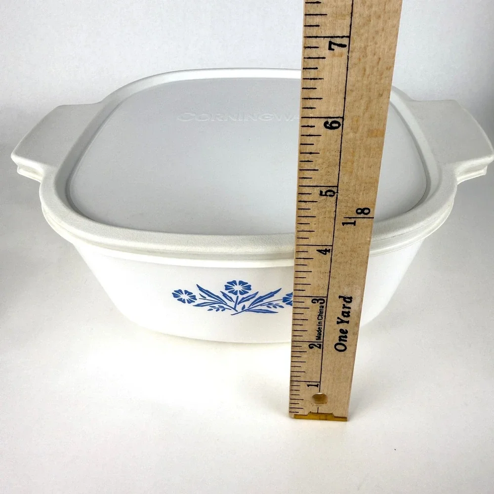 Vintage 1960-61 Corning Ware Blue Cornflower 2.5 Qt Casserole w Lid